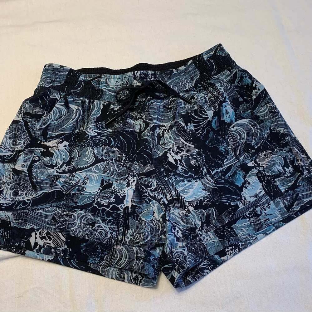 lululemon athletica Black and Light Blue Patterned Athletic Shorts